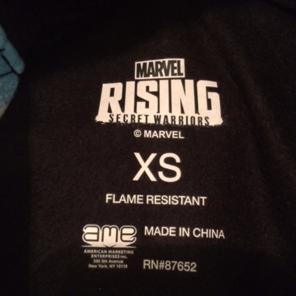 Marvel Warriors XS FLAME RESISITANT hooded Sleepwear (406) - Picture 4 of 4